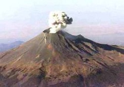 Meksika'da Popocatepetl Yanardağı faaliyete geçti