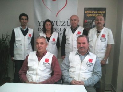 Yeryüzü Doktorları'nın 'Afrika'ya Hayat Operasyonu'