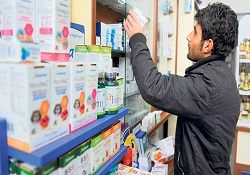 Şehir göçle boşaldı, esnaf dükkânını nöbetleşe açıyor