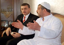 Vali Güvenç Saldırıya Uğrayan Hacıları Ziyaret Etti