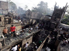 1 evde başladı 100 evi kül etti