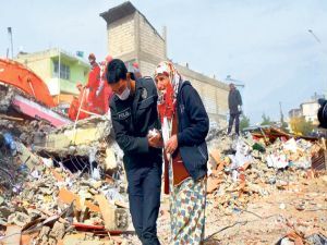 Depremi soruşturan savcılara özel eğitim