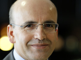 ’Araç saltanatı’’ eleştirilerine yanıt