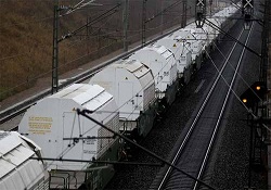 Bu treni 19 bin polis koruyor
