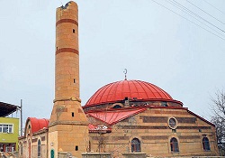 Hasar gören 63 cami yıkılmayı bekliyor
