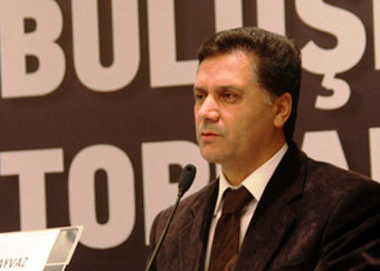 Vali Ayvaz: Kahraman bildiklerimiz hain çıktı