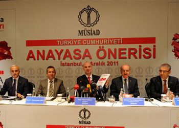 MÜSİAD 82 anayasasını tersine çevirdi