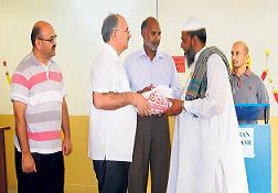 Pakistanlı Van'a 2 aylık kazancını bağışladı