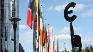 Euro Bölgesi'nde not kırılabilir