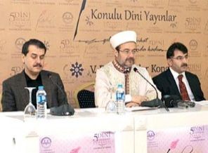 İslam'da feminizm de cins ayrımı da yok