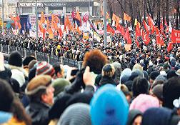 Rusya ayakta, on binler Putin'e ikinci sinyal gönderdi