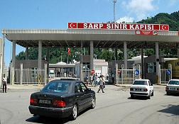 8 Bin 500 Kişi Kimlikle Sınırı Geçti