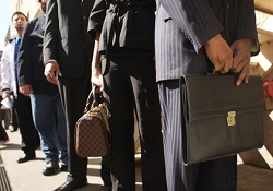 Komşuda işsizlik rekor üstüne rekor kırıyor!