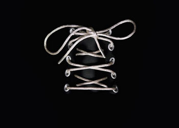 Ayakkabınızın bağı bile kopsa şunu deyin