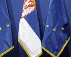 AB, Sırpların hatalarını görmezlikten geliyor