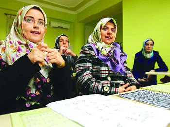 Onlar Kur'an'ı kalpten okuyor
