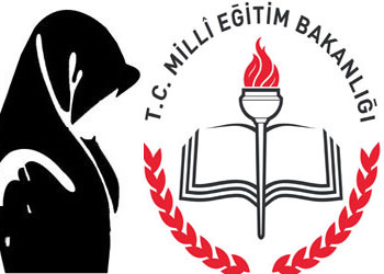Başörtülü diye atılan öğretmen geri dönemedi