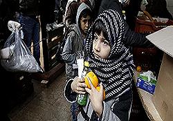 Yunan çocuklar terk ediliyor