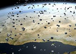 Uzay çöpünden son anda kurtuldular