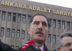 ‘Türkiye’nin en önemli olayı anayasa değişikliği’