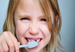 Daha parlak ve beyaz dişler elinizde