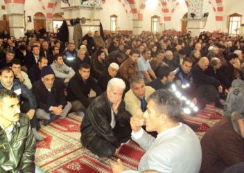 Engellilere özel vaaz ve hutbe veriliyor