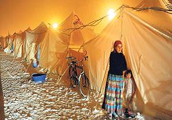 Van'da kalıcı konutların yetişmesi için çift vardiyaya geçiliyor