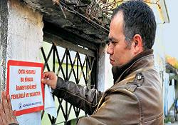 Hasarlı konutların suyu mahkeme kararıyla yeniden açılıyor