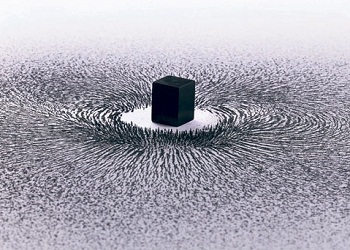 Allah ayaklarınızı sağlam bastırır