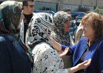 Başörtüsünde bütün bariyerler kaldırılacak