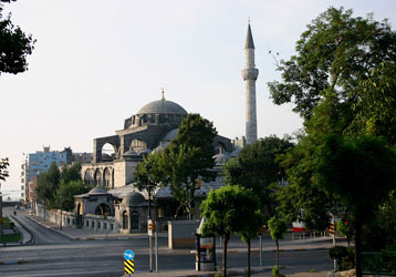 Bu caminin hedefi dünya cemaati