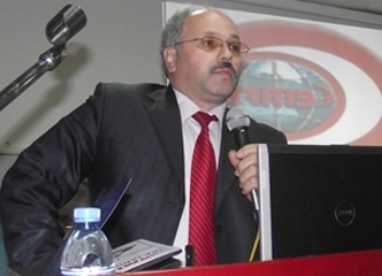 Kur’an seçmeli ders olarak okutulmalı