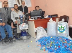 Engelliler için 100 bin kapak topladılar
