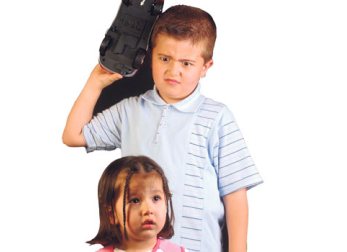 Büyük kardeş, küçüğünü neden kıskanır?