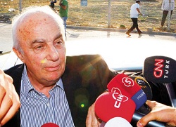 'Belgeleri başkası koydu' savunması çöktü