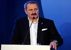 'Oto firmaları Türkiye'ye hamallık yaptırdı'