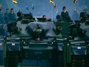 İngiliz tankları 67 yıl sonra Almanya'da!
