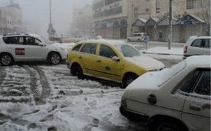 Kar Filistin'i de beyaza boyadı