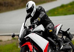 Motosikletlerde ilaç gibi indirim