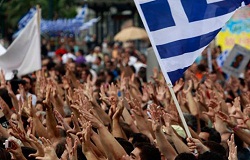 Yunanistan, su üstünde koşmaya çalışıyor