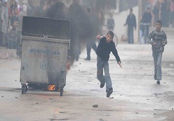Suriye'de 1 yılda 795 çocuk öldürüldü