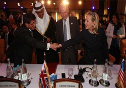 70 Ülke, muhalifleri Suriye'nin temsilcisi olarak tanıdı