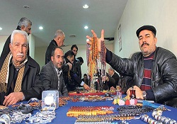 Kahve bahane, tesbihler şahane