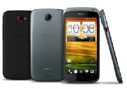 HTC de bombalarını patlattı