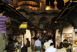 Camilere kitaplık kurulacak