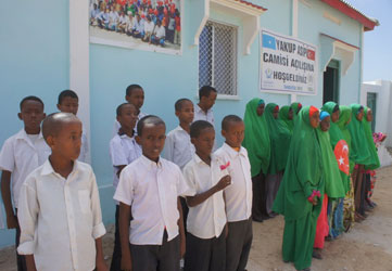 İHH'nın Somali'de yaptığı cami açıldı