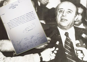 Demirel,Risalenin yasaklanmasına imza atmış