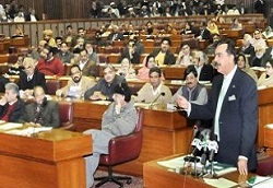 Pakistan, NATO ve ABD'den özür istedi