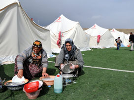 Van'a Okyanusya'dan yardım