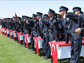 40 bin öğretmen 30 bin polis memuru alınacak